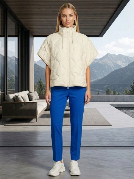 Жилет утепленный с капюшоном Lecomte